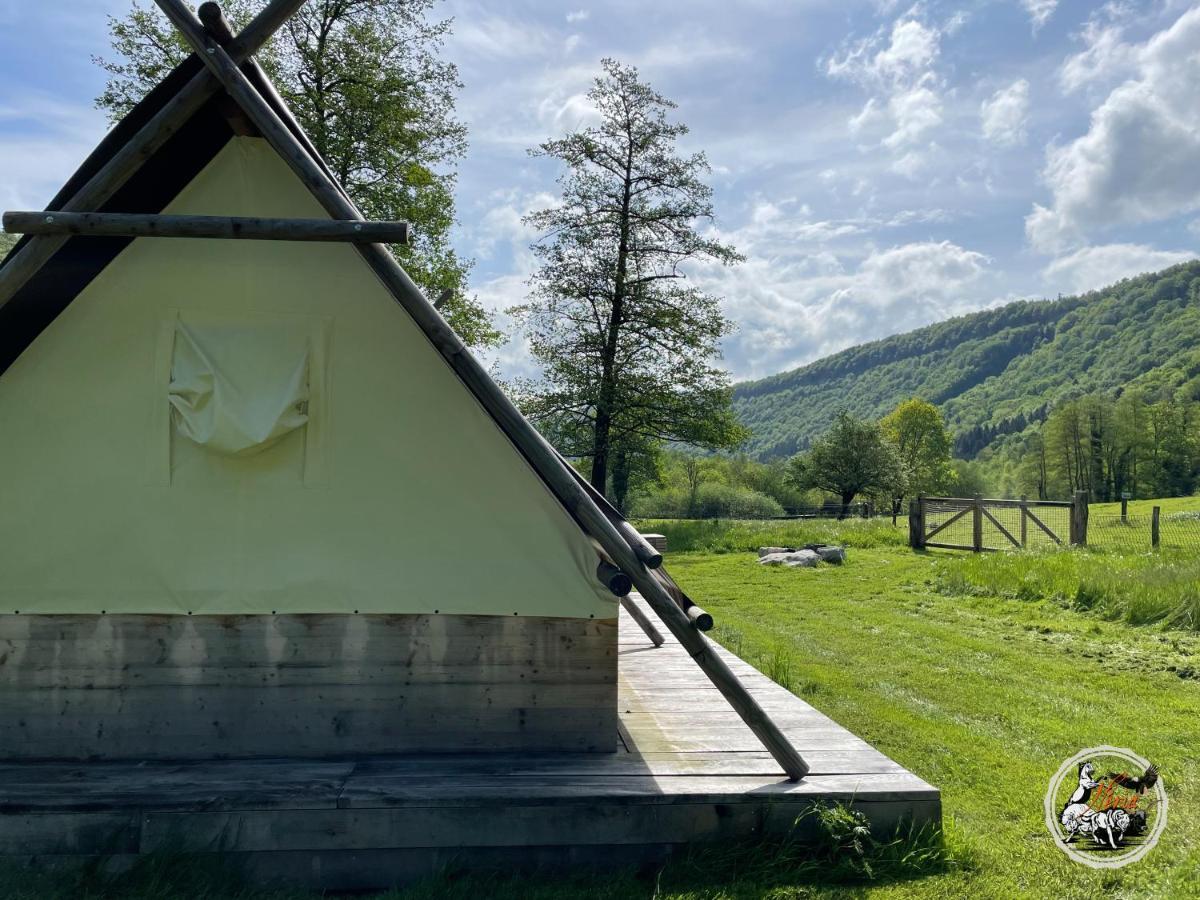 Parc animalier du Hérisson Villa Doucier Esterno foto